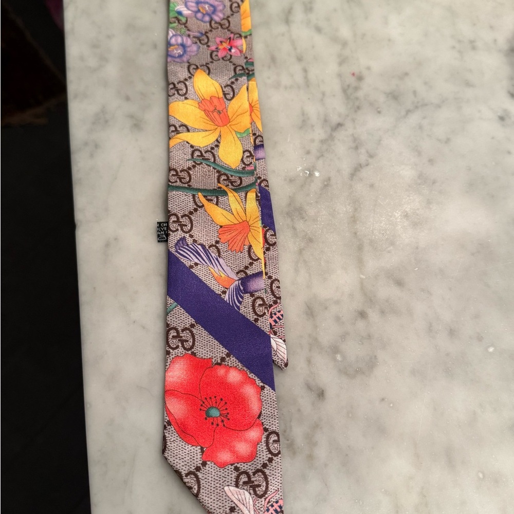 Gucci Multicolor Floral Twilly